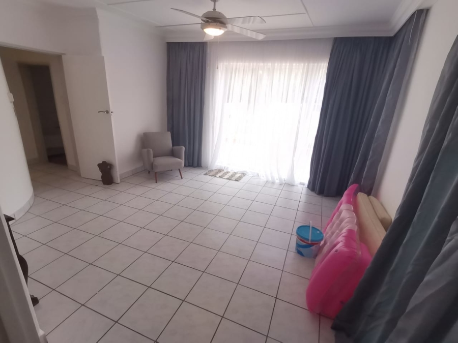 4 Bedroom Property for Sale in Bonza Bay Eastern Cape